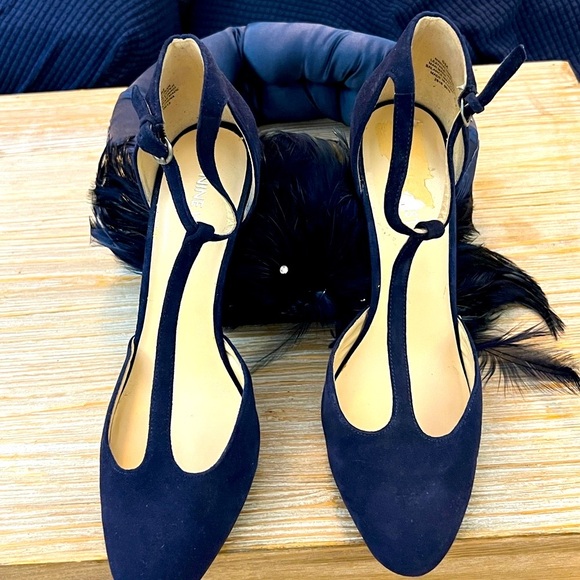 Nine West,Breezy T-Strap,Navy Heels,/Pumps, Arch Support & Comfy,EUC, Size 8.5 - Picture 11 of 12